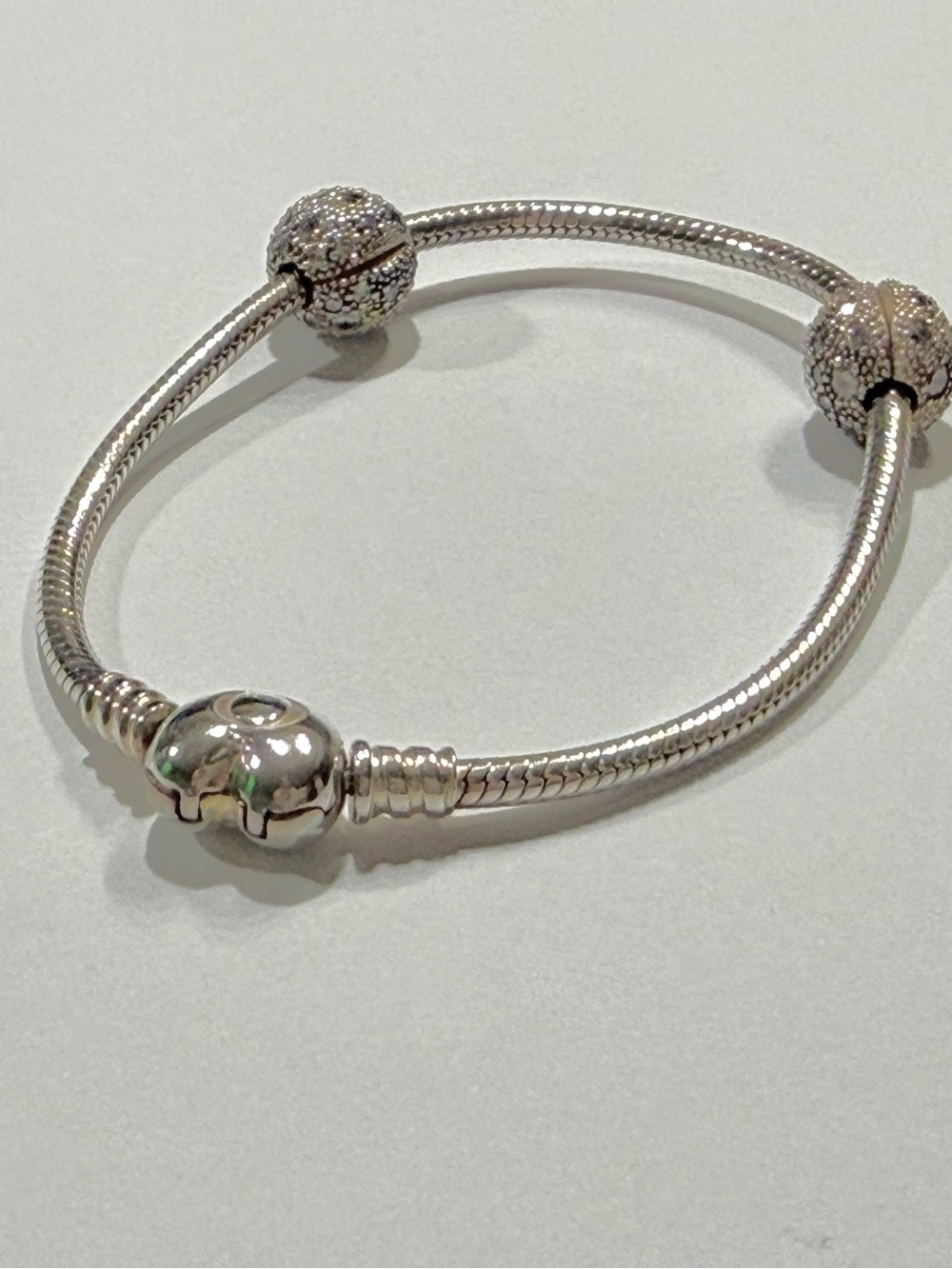 Pandora Moments Heart Chain Bracelet w 2 sparkling spacers 7.5in length